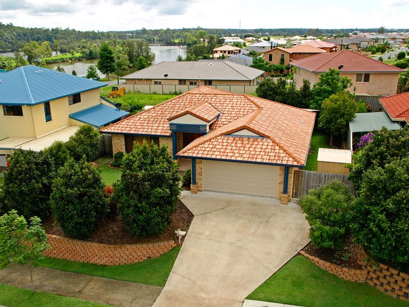 5 Brittany Drive, Oxenford, QLD 4210