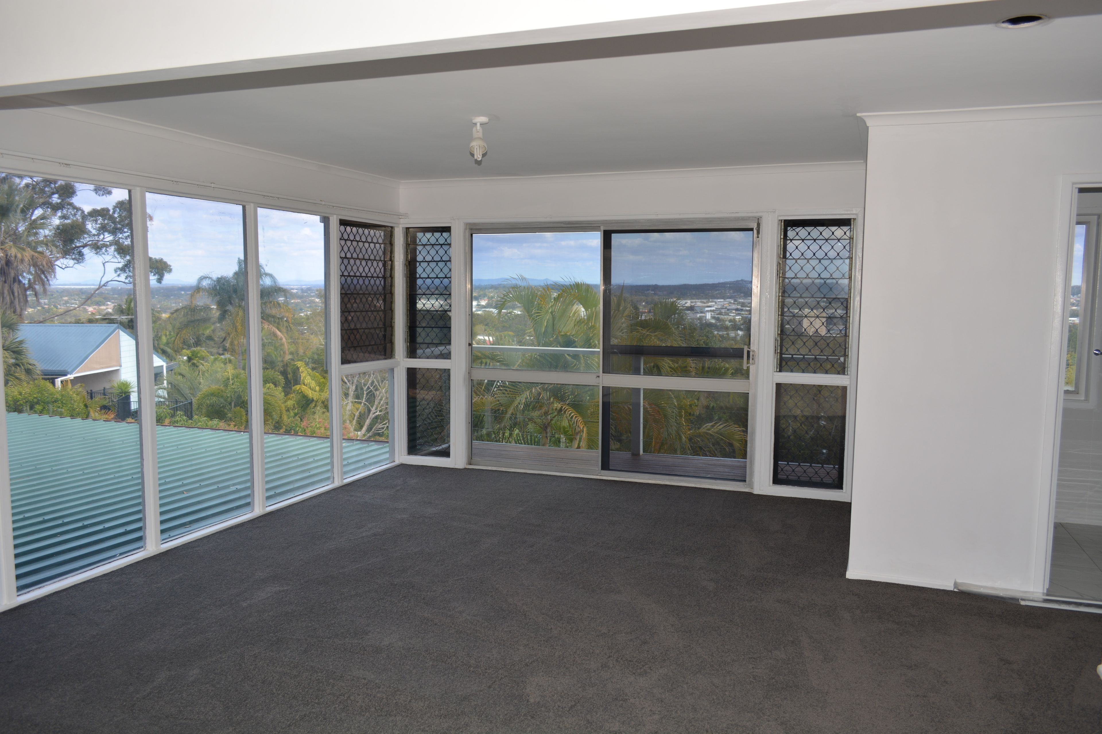 7 Strover Court, Springwood, QLD 4127