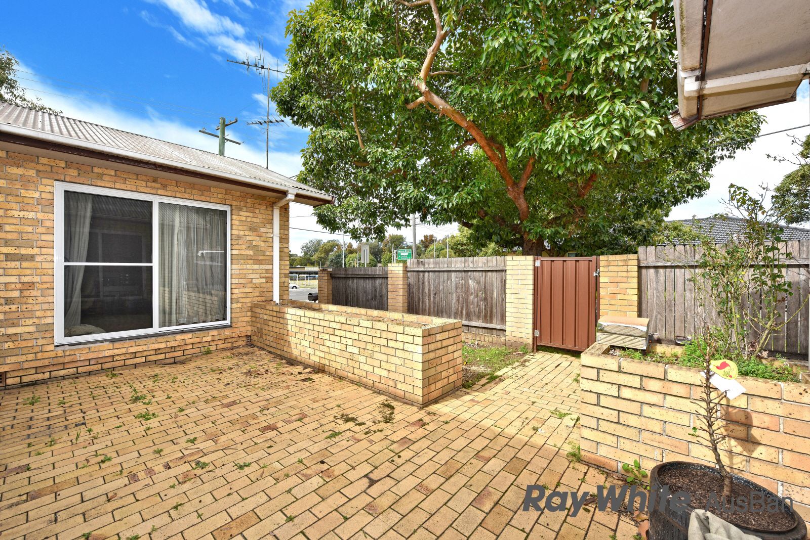 202 Roberts Road