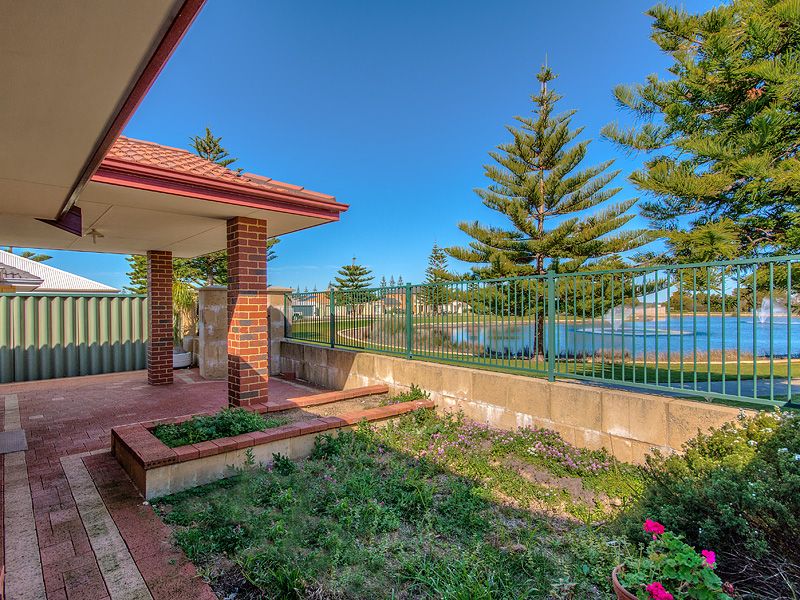 7 Bremen Lane, Port Kennedy WA 6172