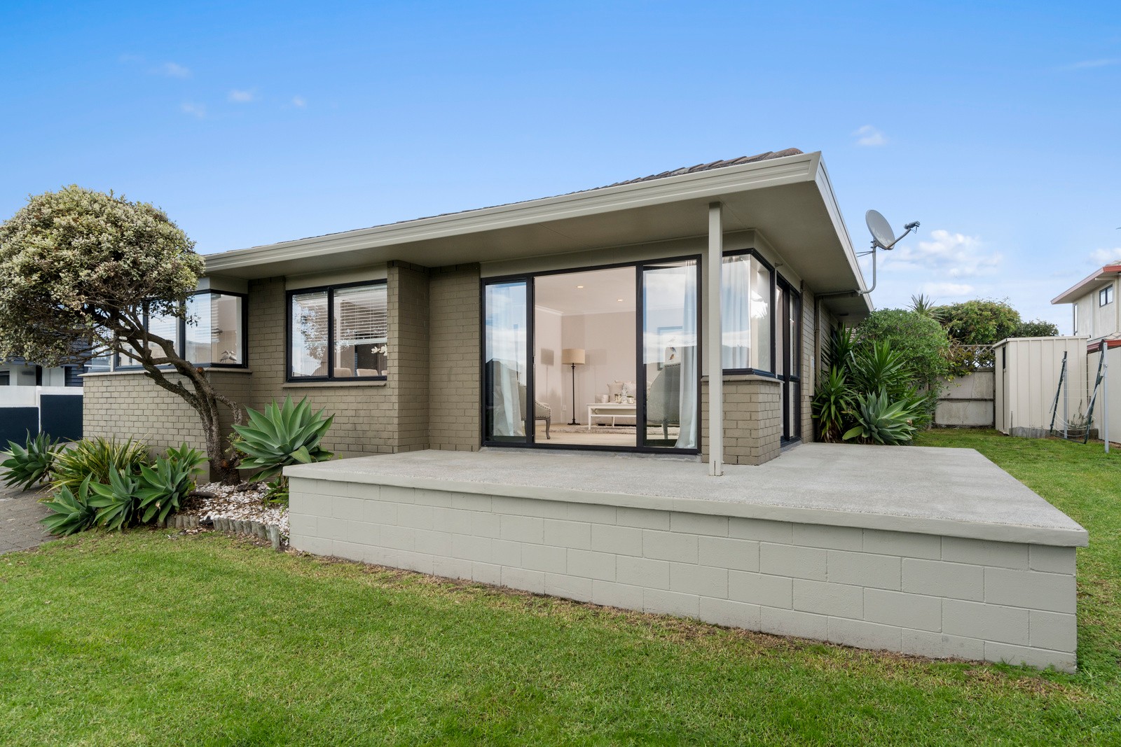424 Oceanbeach Road, Mt Maunganui, Tauranga City