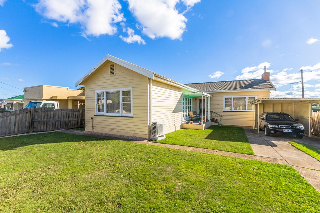 22 Clare Street, Mowbray TAS 7248