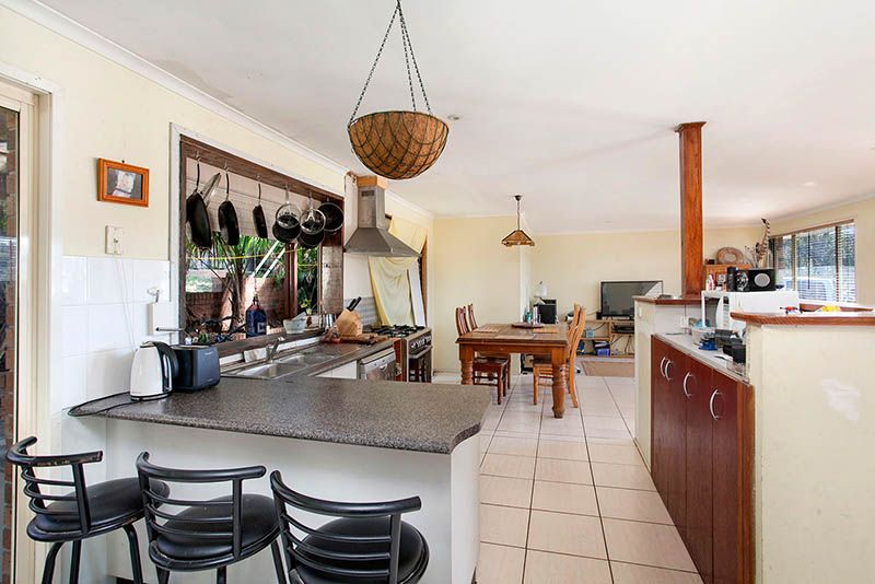 1 Merimbula Close, Flinders, NSW 2529