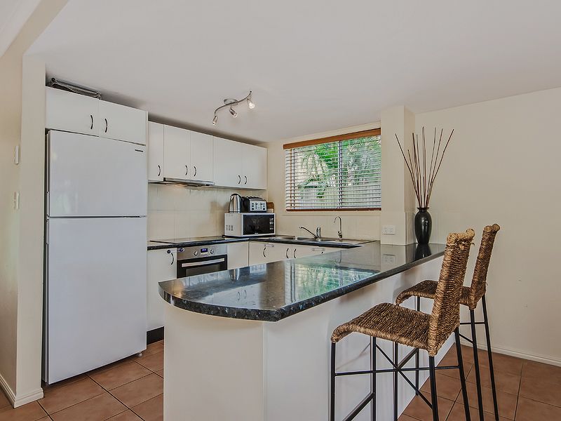 84 Highfield Drive, Merrimac QLD 4226