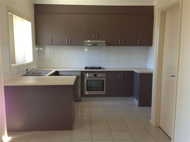 2 Hollows Court, Craigieburn, VIC 3064
