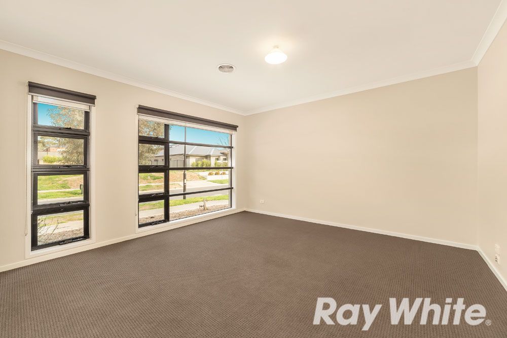 34 Dalziel Drive, Mernda, VIC 3754