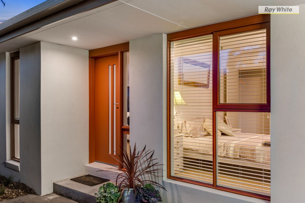 26 Moorfield Avenue, Rosebud, VIC 3939