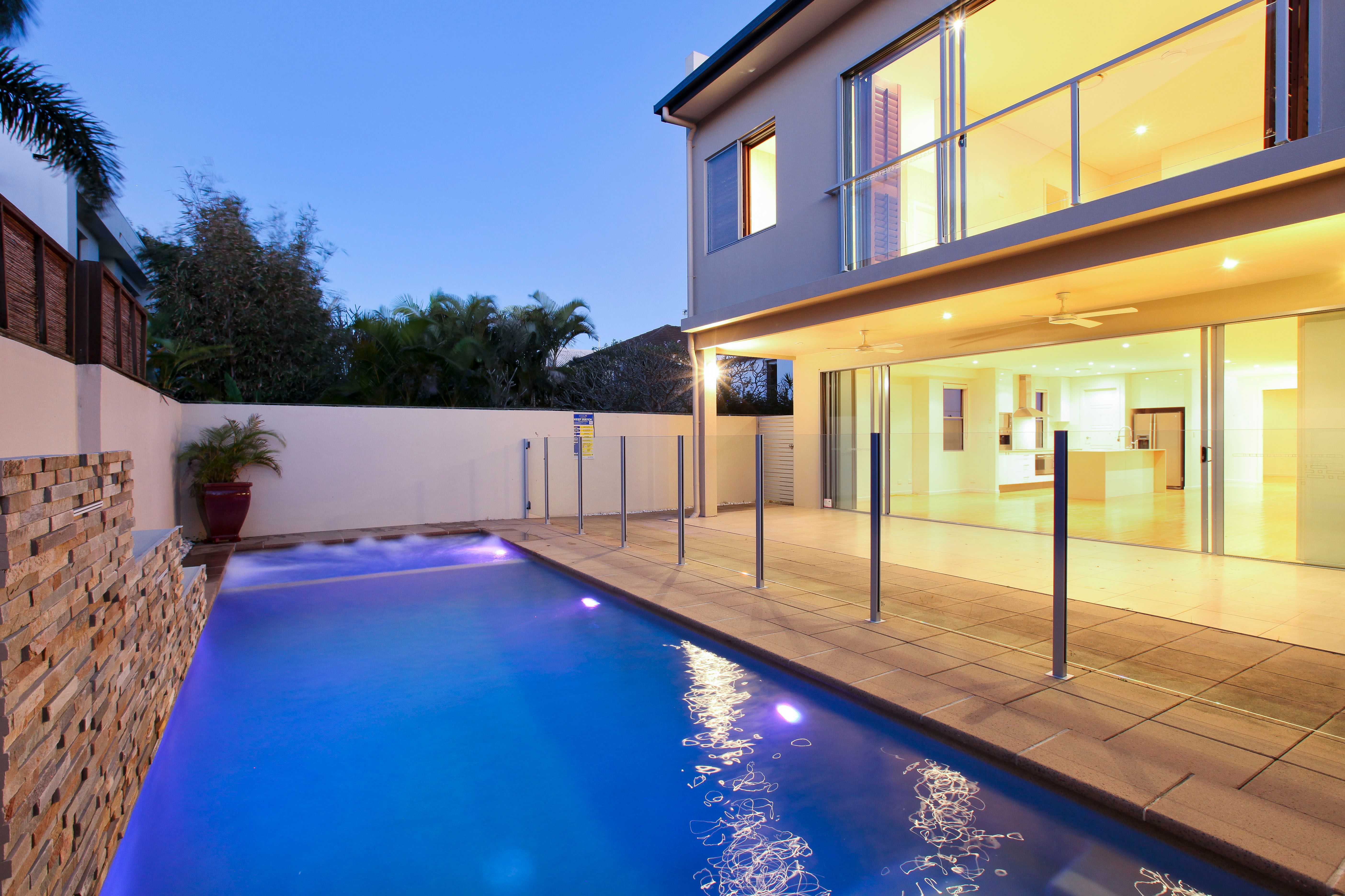 25 Alfred Street, Mermaid Beach, QLD 4218
