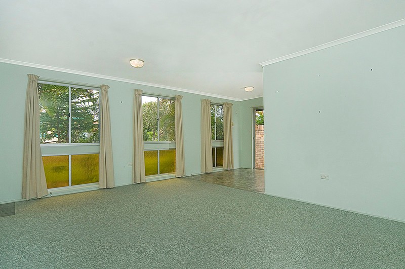 23 Rowell Street, Battery Hill, QLD 4551