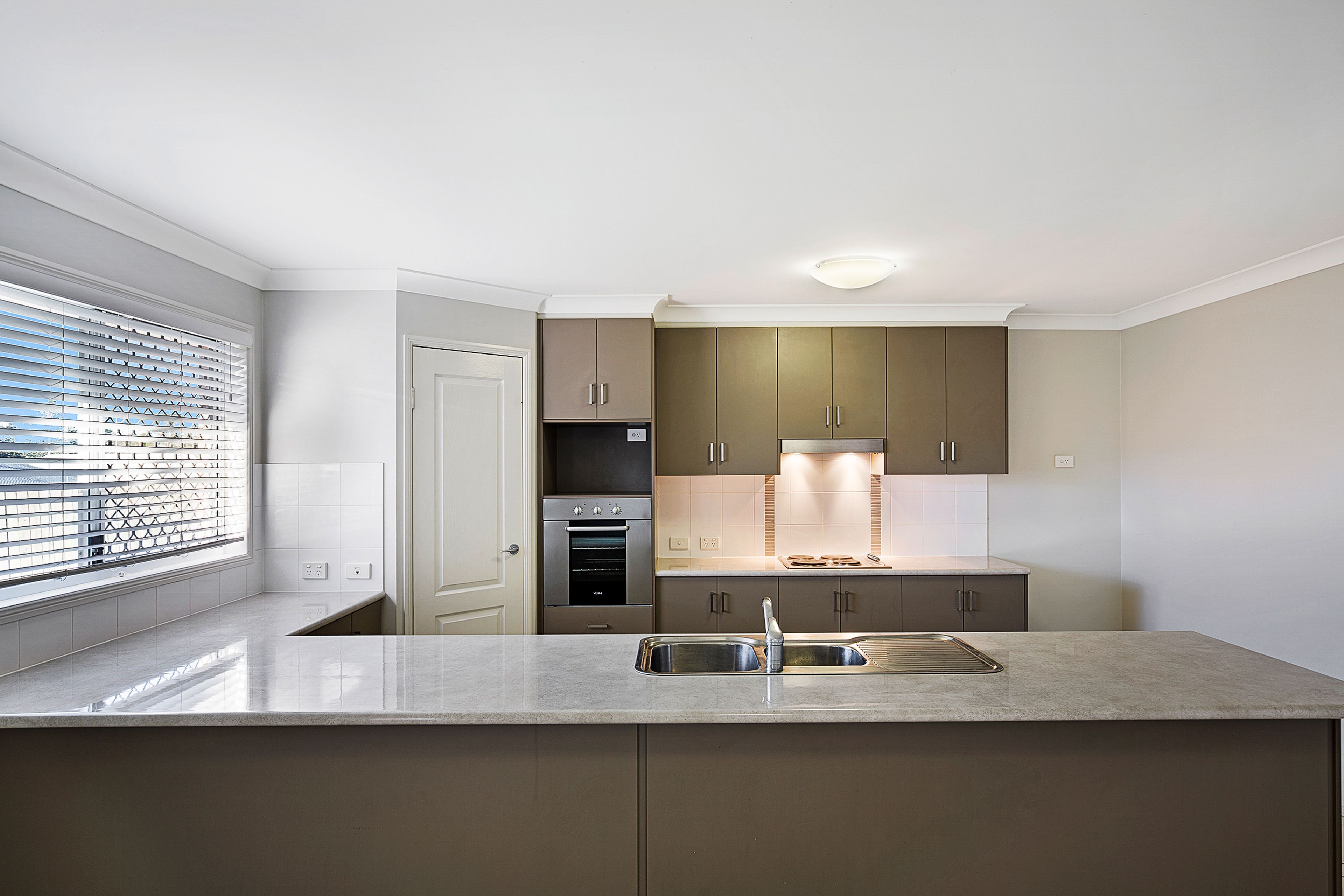 7 Latham Court, Wilsonton Heights, QLD 4350