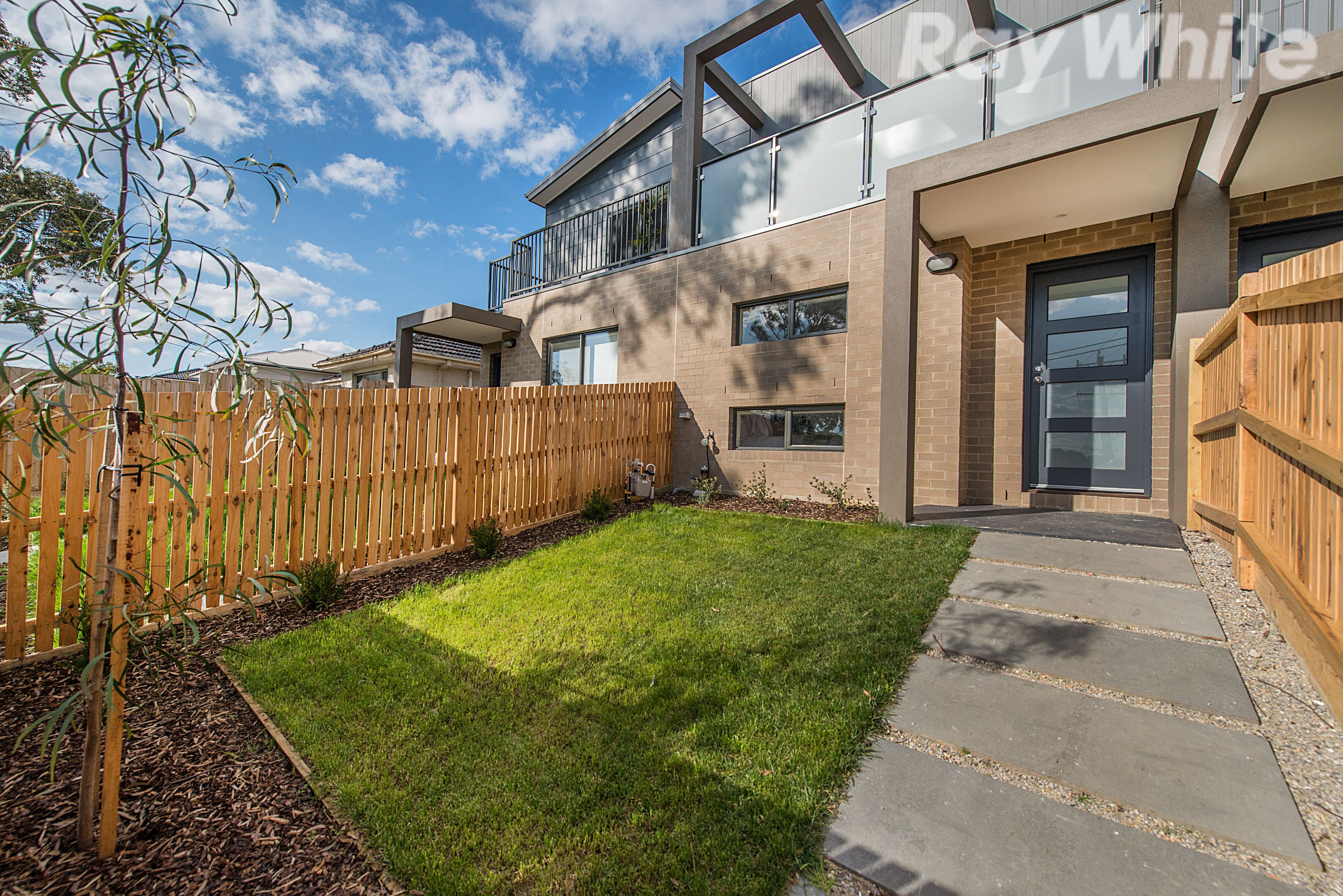 2/27-33 Stamford Crescent, Rowville, VIC 3178