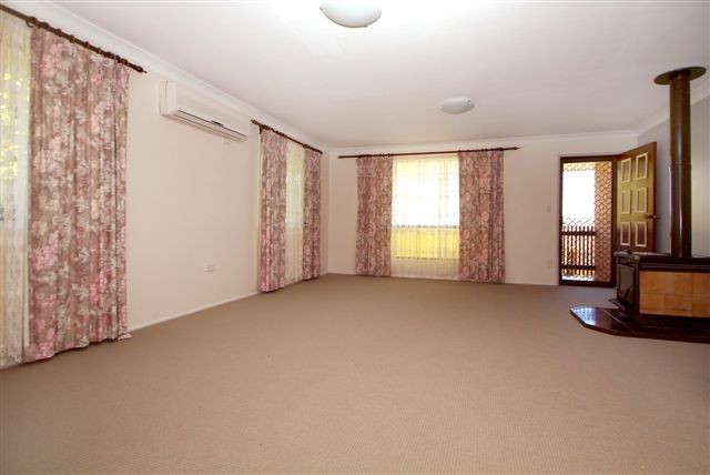 25 Weller Street, Rangeville, QLD 4350