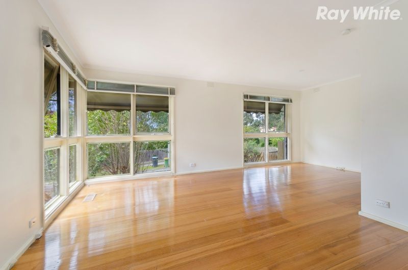 54 Ireland Avenue, Wantirna South, VIC 3152