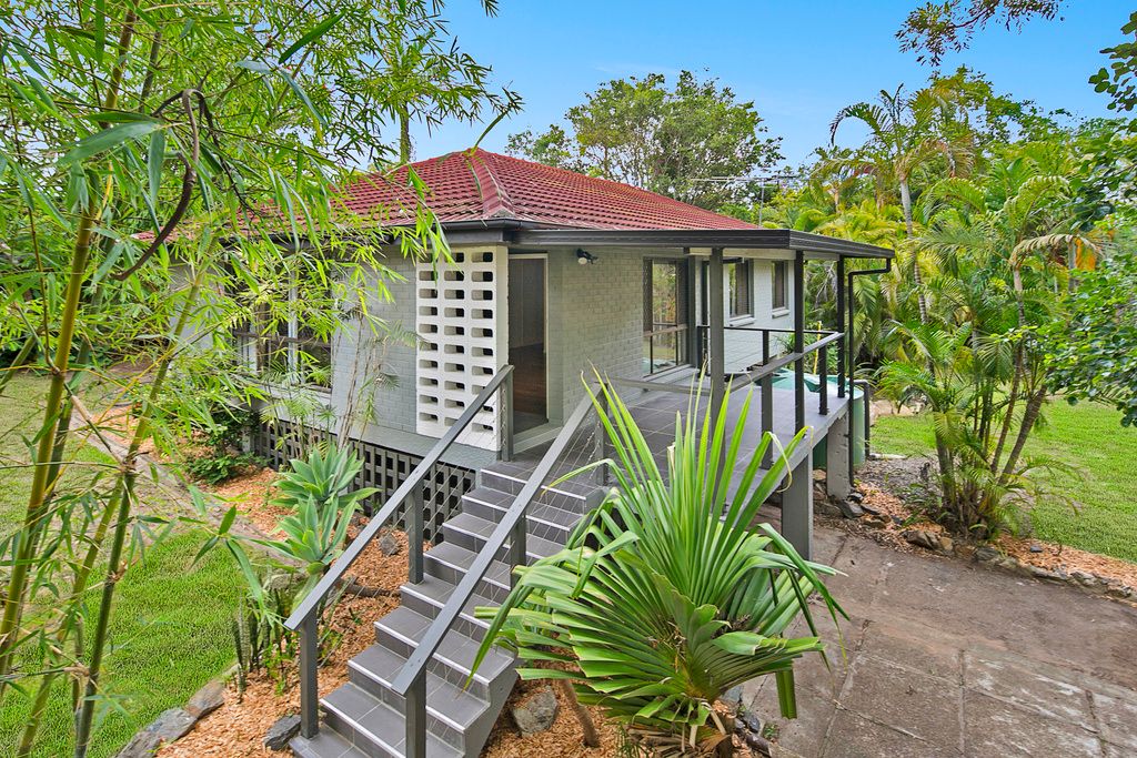 28 Rothesay Street, Acacia Ridge, QLD 4110