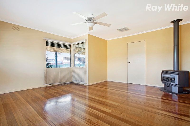 35 Adele Avenue, Ferntree Gully, VIC 3156