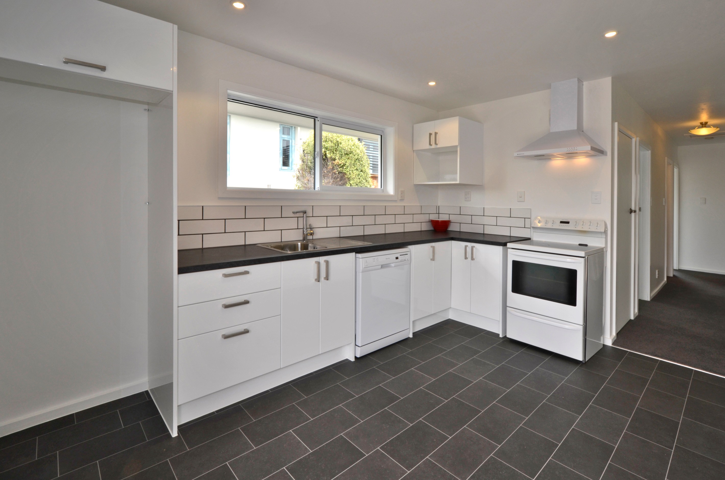 2/261 Lake Terrace Road, Shirley, Christchurch City