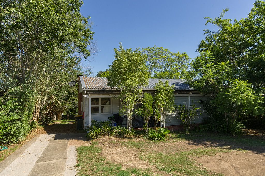 18 Edinburgh Drive, Taree, NSW 2430