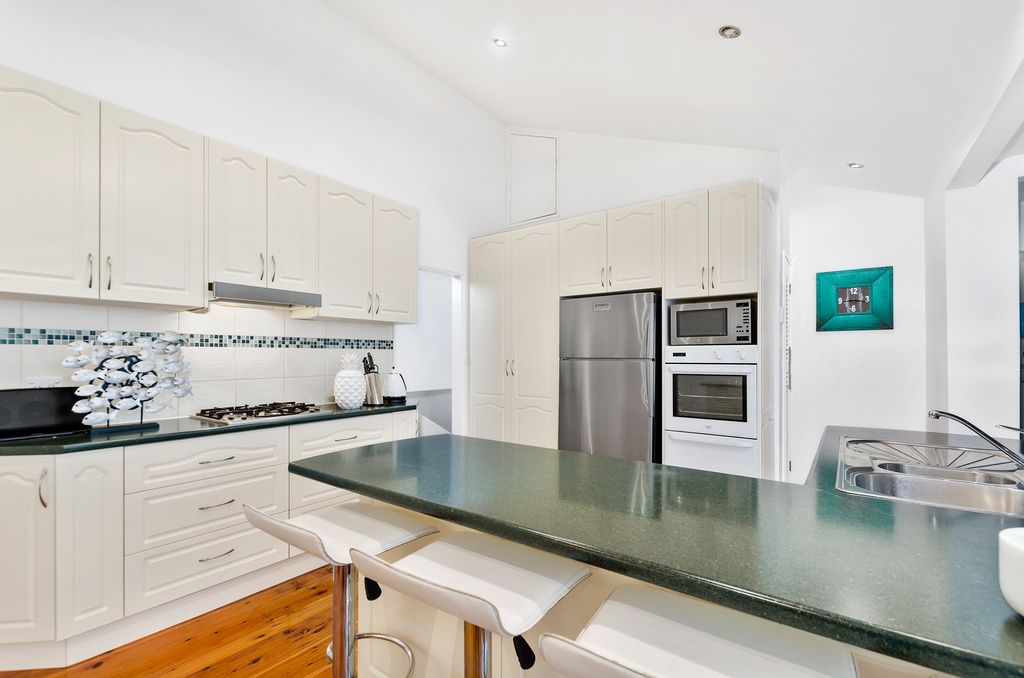 114 Edgeworth Avenue, Kanahooka, NSW 2530