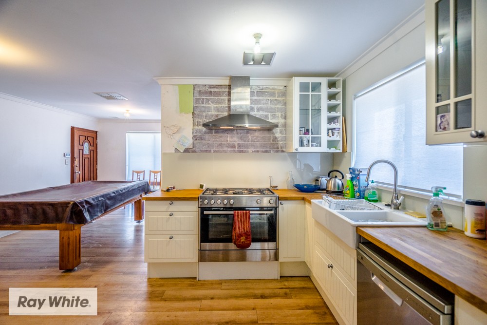 9 Lanham Court, Koondoola, WA 6064