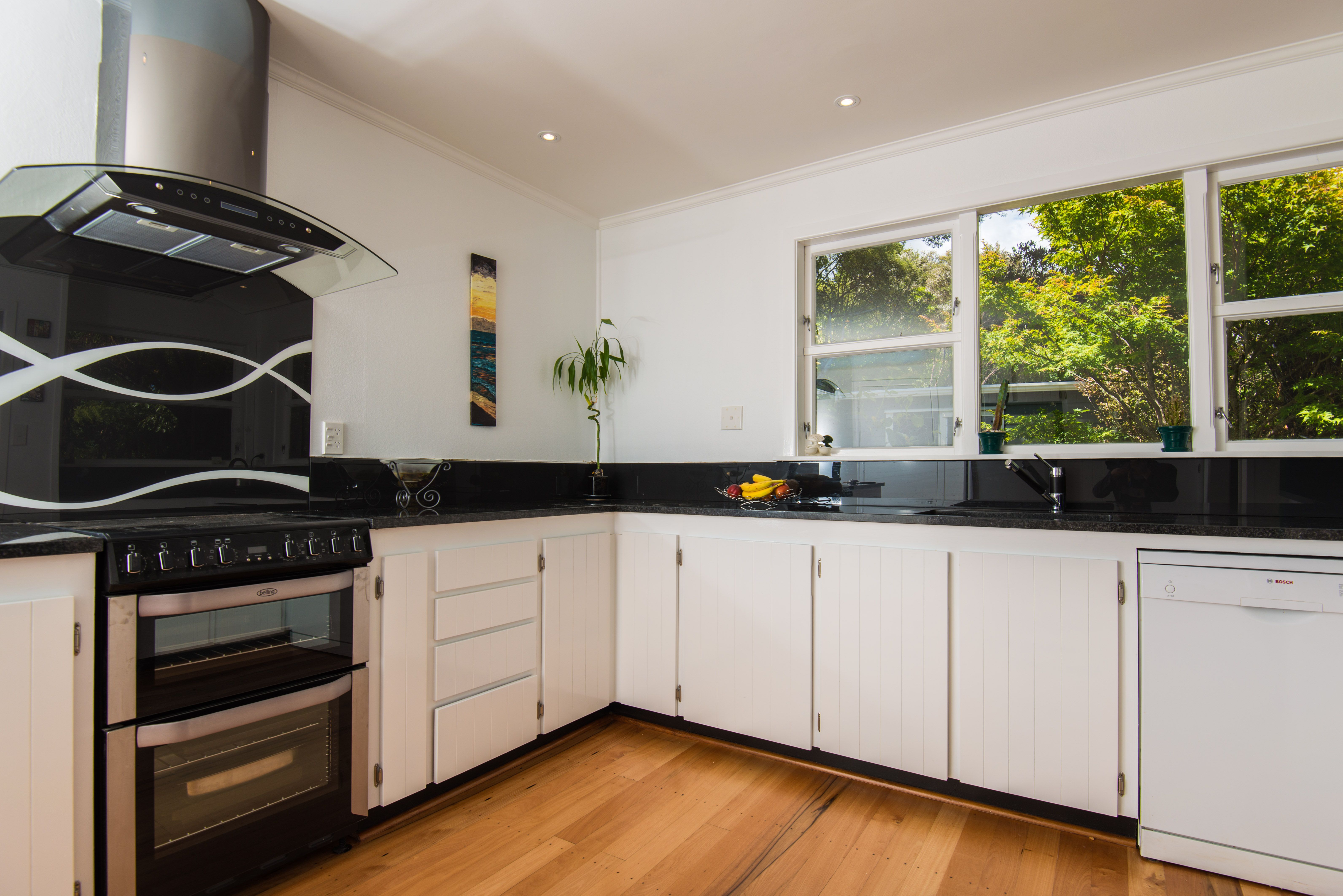 17A Blue Mountains Road, Pinehaven, Upper Hutt City