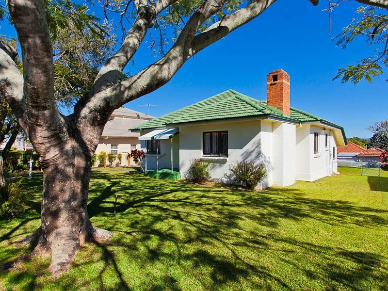 18 Aland Street, Wavell Heights, QLD 4012