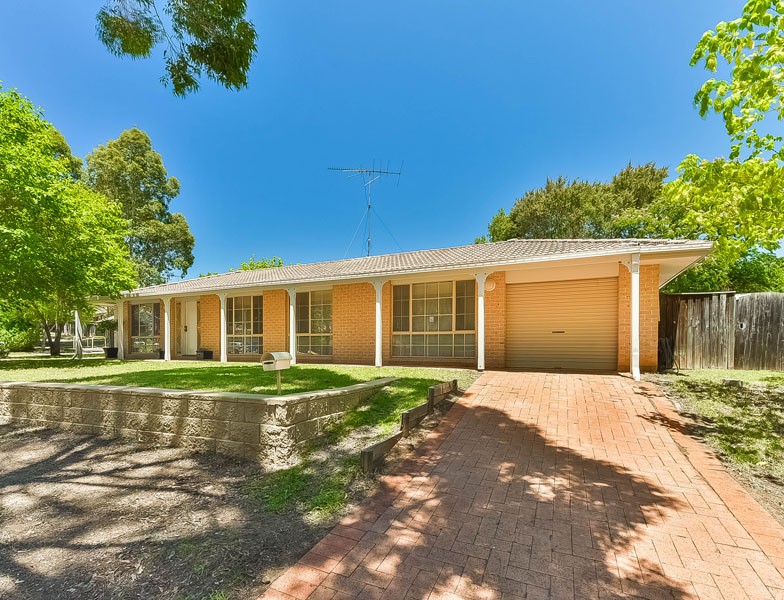 4 Baragil Mews, Mount Annan, NSW 2567