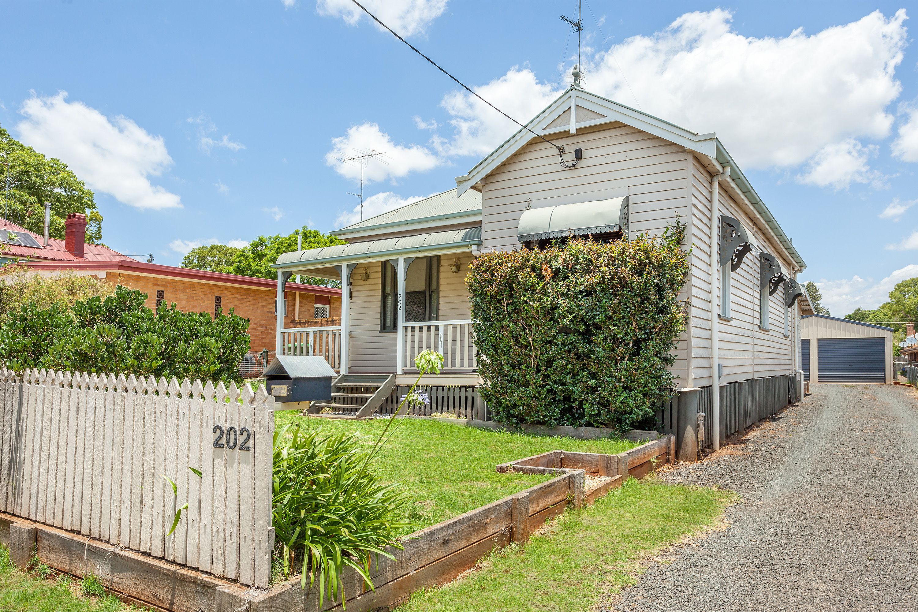 202 Long Street, South Toowoomba QLD 4350