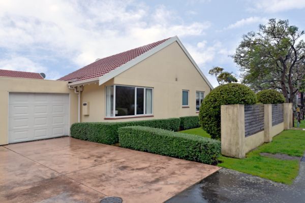 6 Augusta Street, Redcliffs, Christchurch City