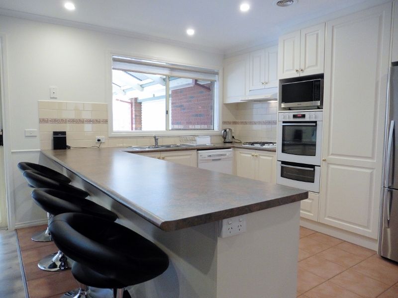 8 Odowd Place, Lynbrook, VIC 3975