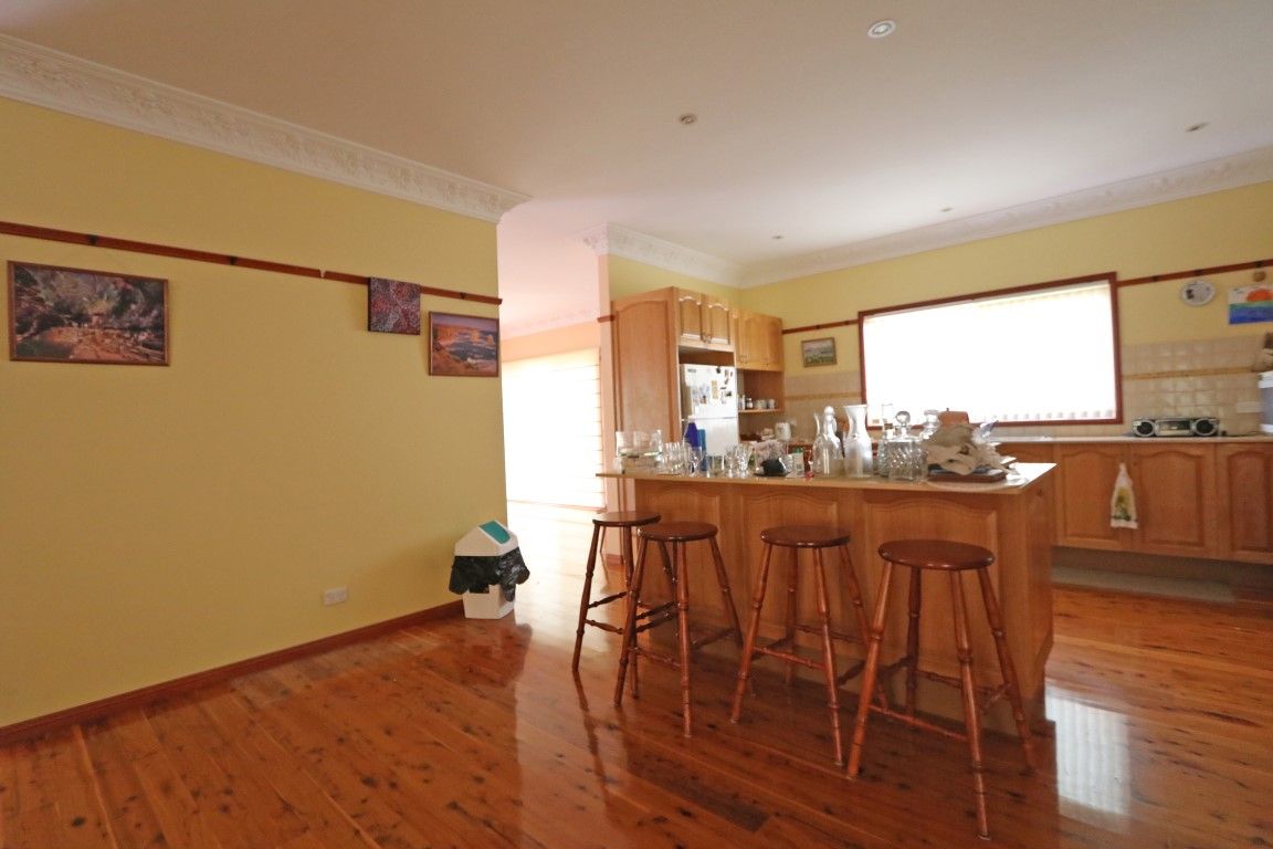 3 Reserve Drive, Bateau Bay, NSW 2261
