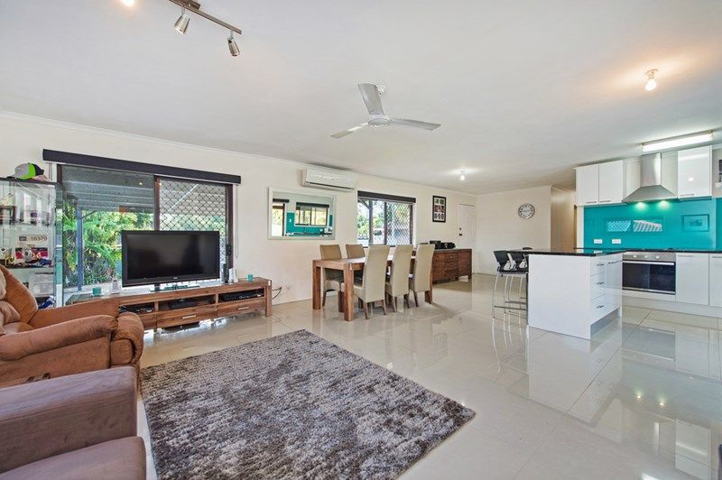 15 Jamberoo Street, Springwood, QLD 4127