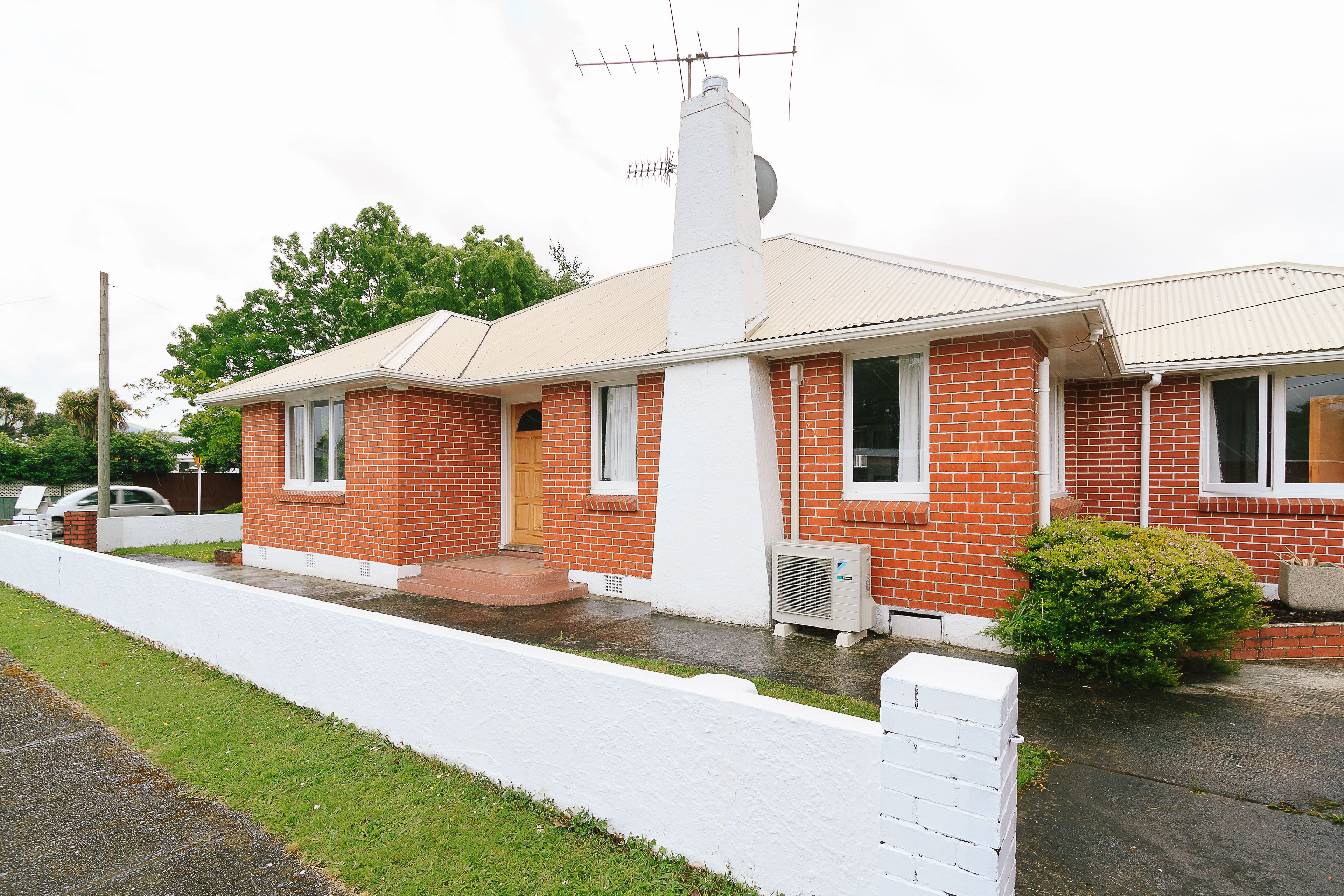 86 Pine Avenue, Ebdentown, Upper Hutt City