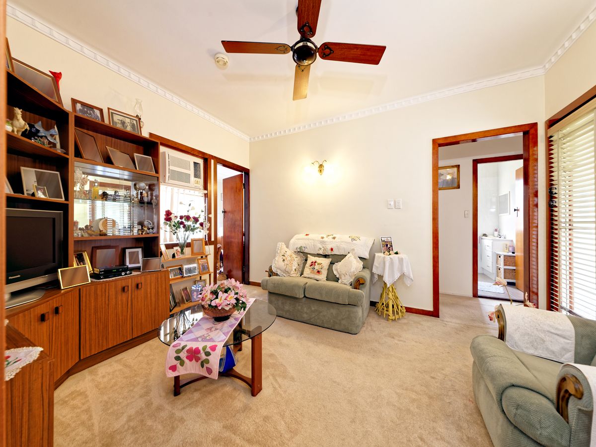 35 Chigwell Street, Wavell Heights, QLD 4012
