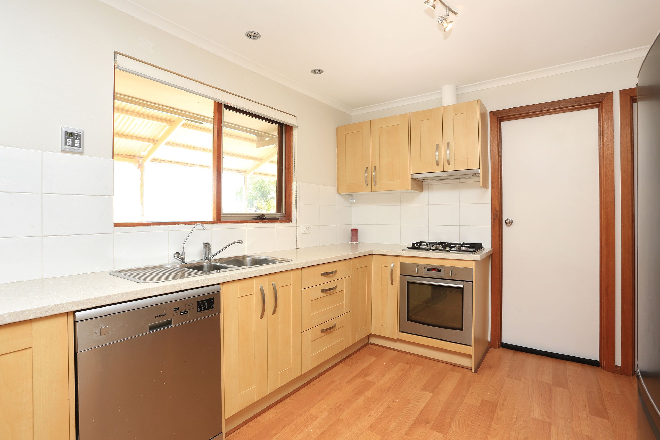 14 Nilpena Court, Craigmore, SA 5114
