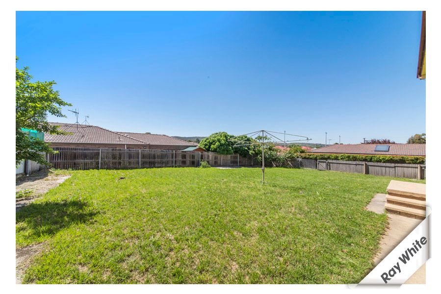 1/10 Carrington Street, Queanbeyan, NSW 2620