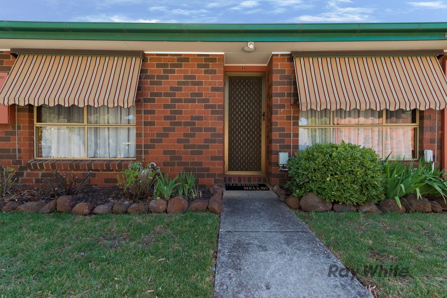 2/23 Dominic Parade, Melton, VIC 3337