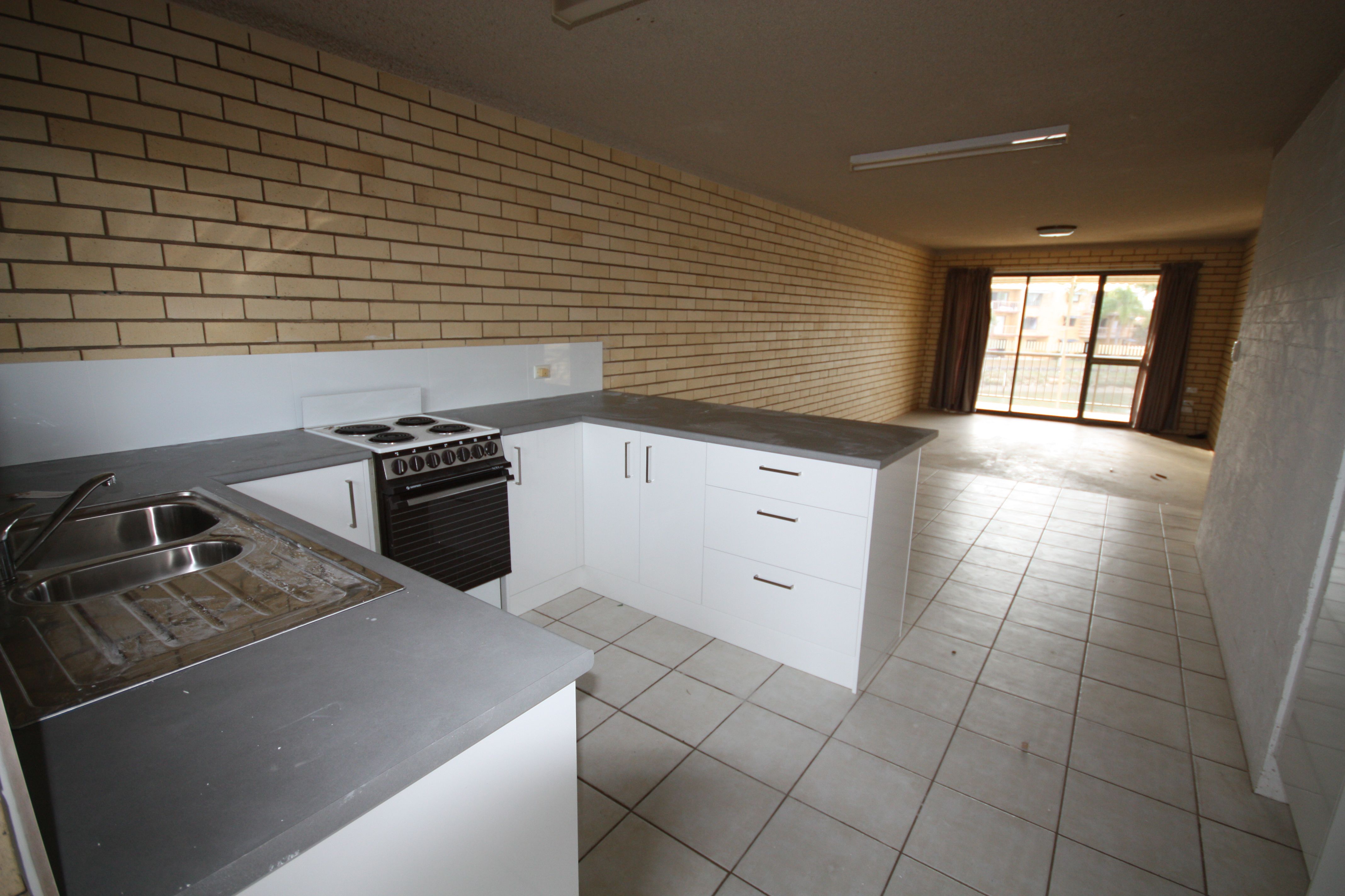 4/5 Goonawarra Drive, Mooloolaba, QLD 4557