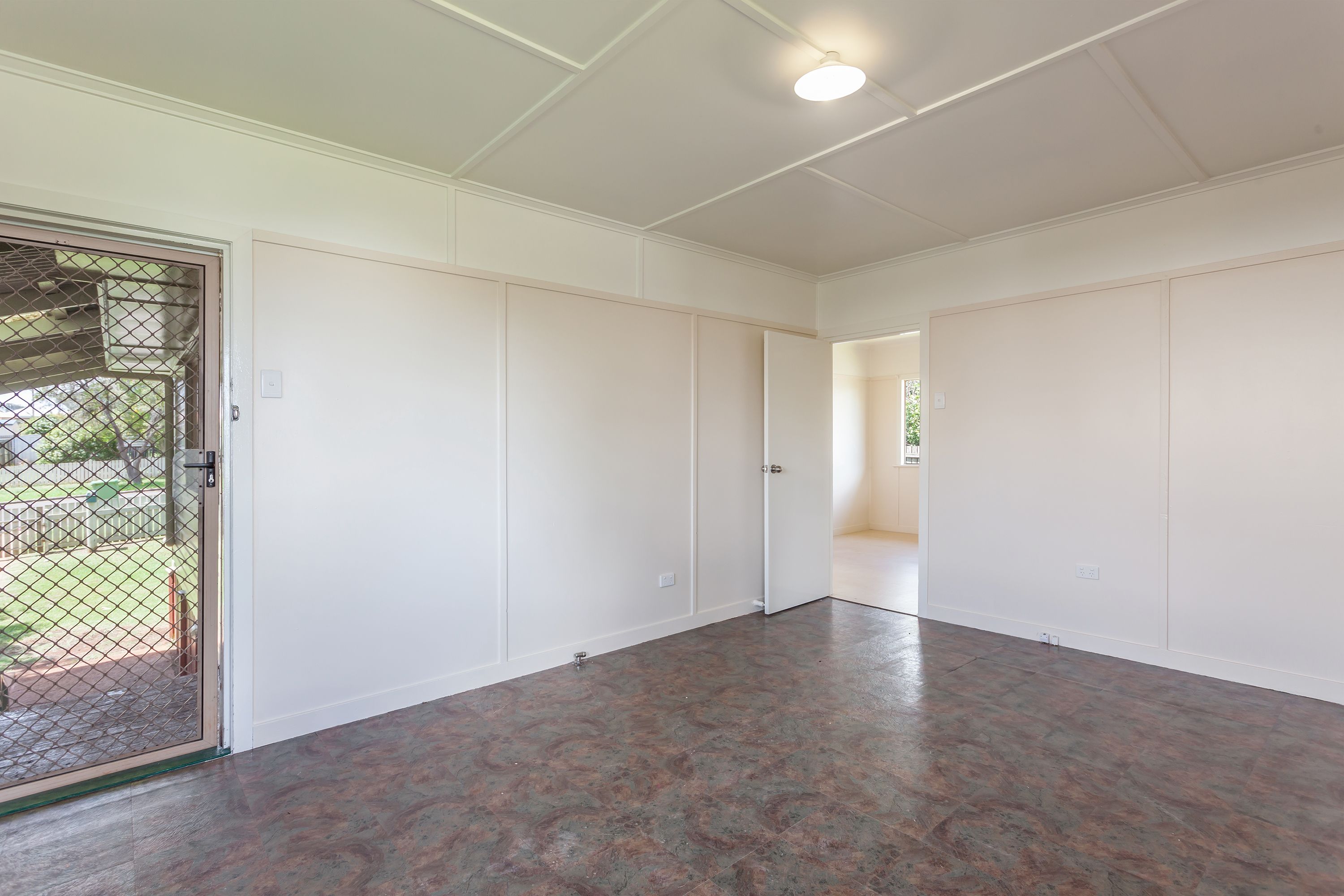 8 Walsh Street, Harlaxton, QLD 4350