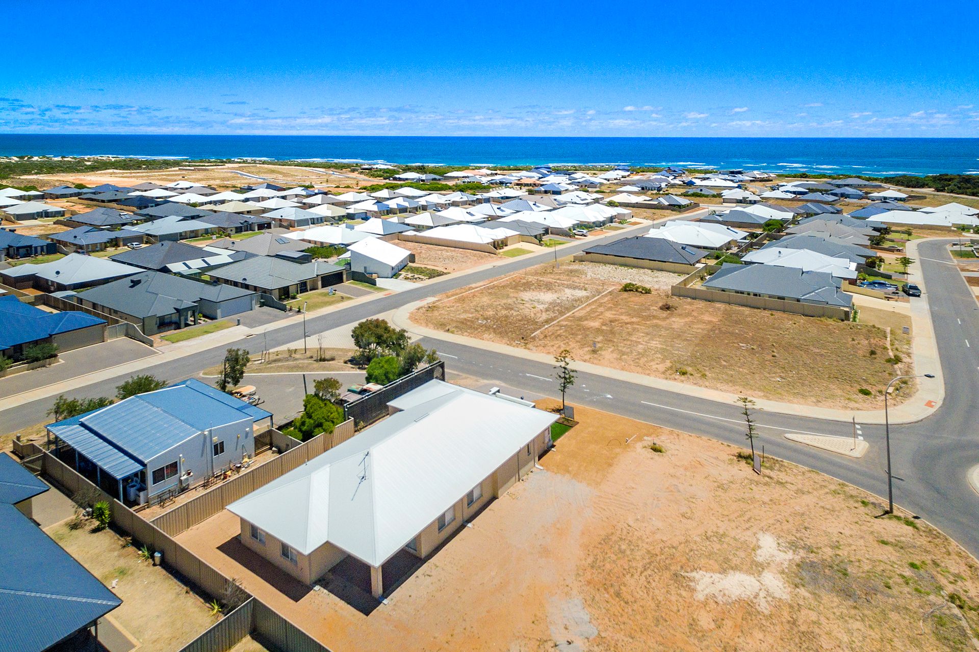 13 Schooner Pass, Glenfield, WA 6532