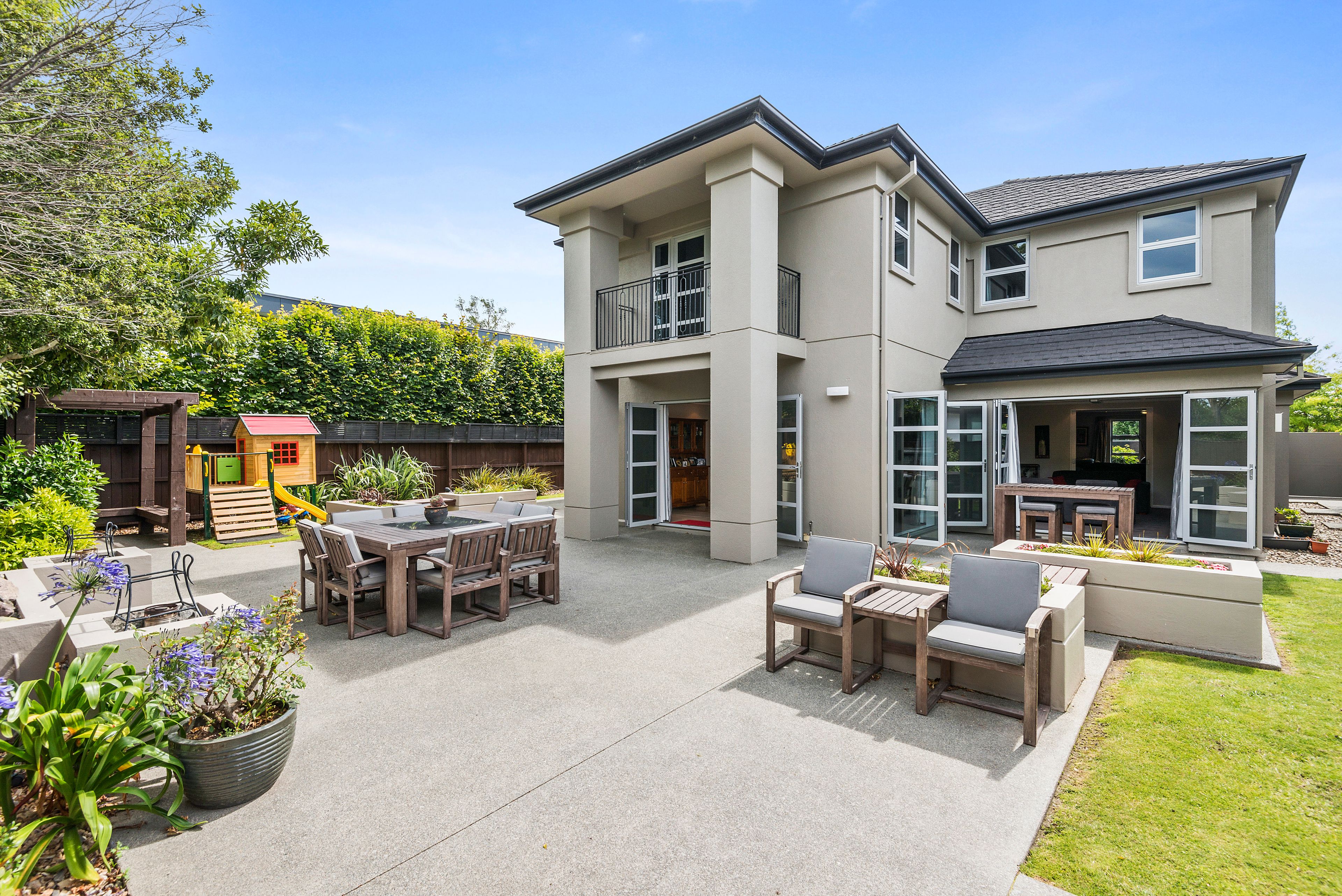 25 Glen Oaks Drive, Northwood, Christchurch City