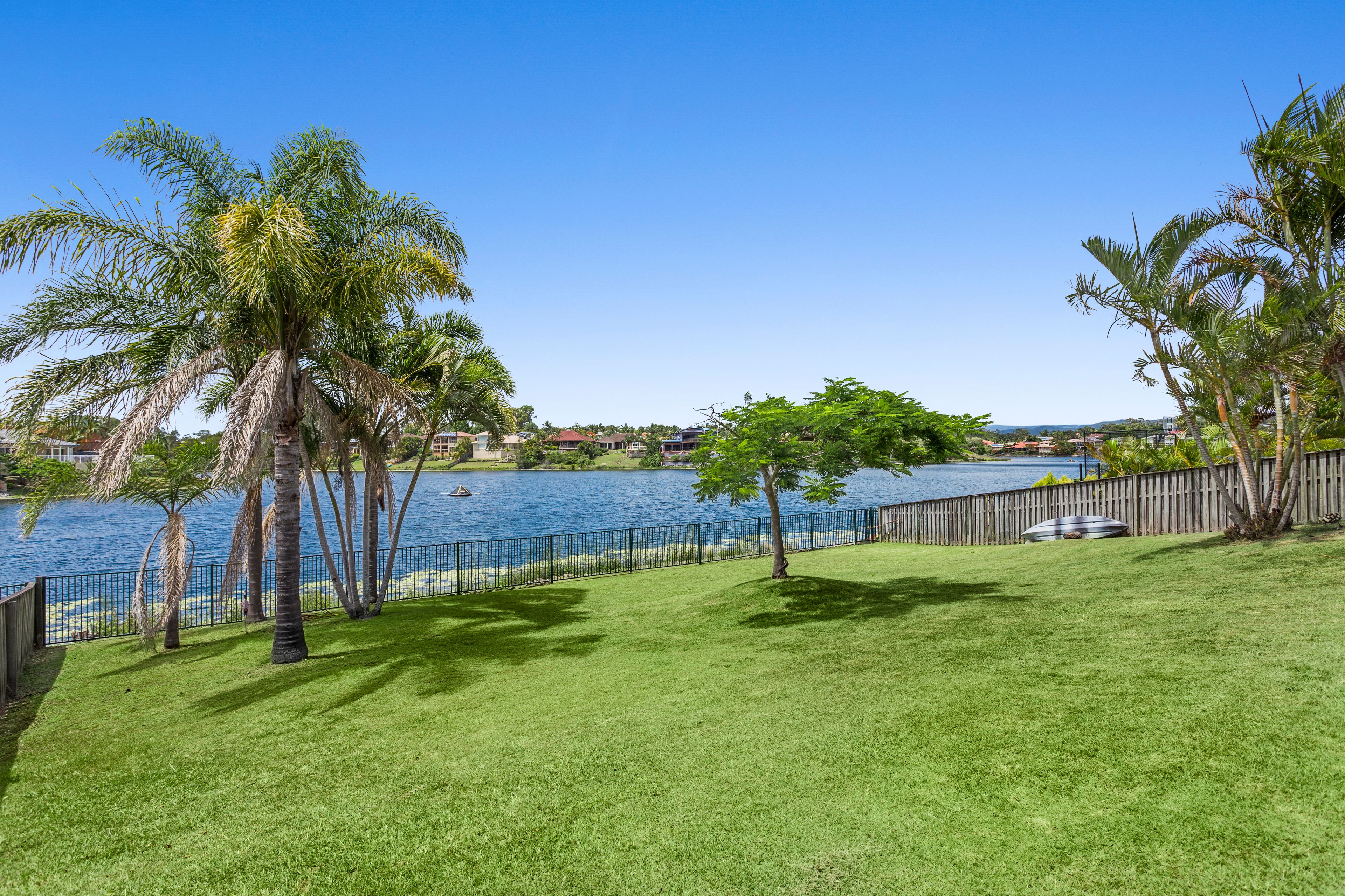 124 Camberwell Circuit, Robina QLD 4226