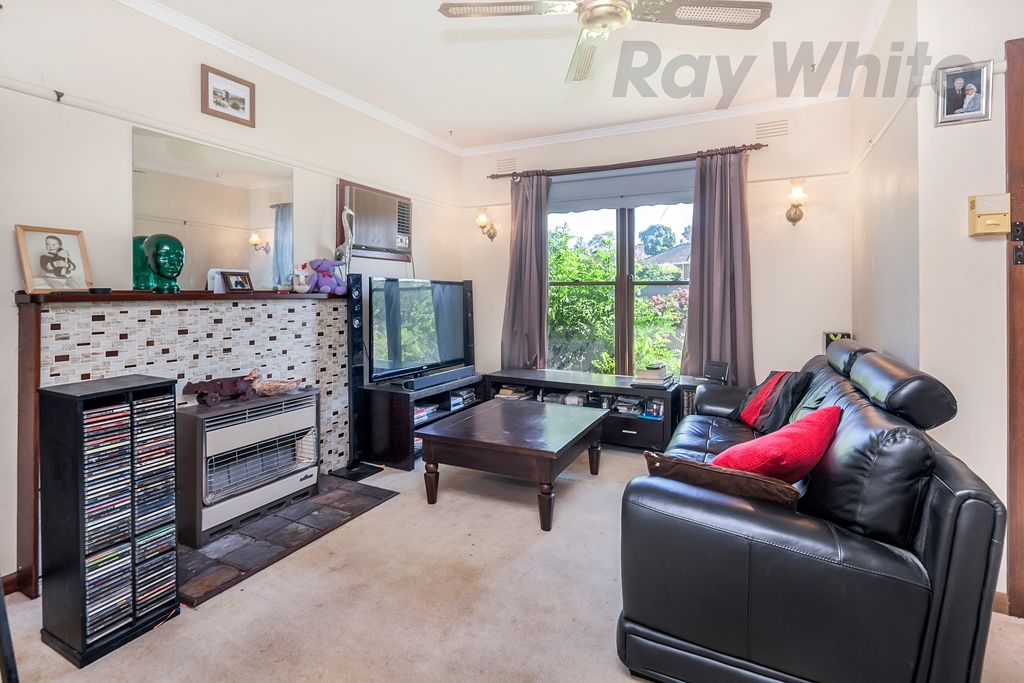 4 Callow Street, Golden Point, VIC 3350