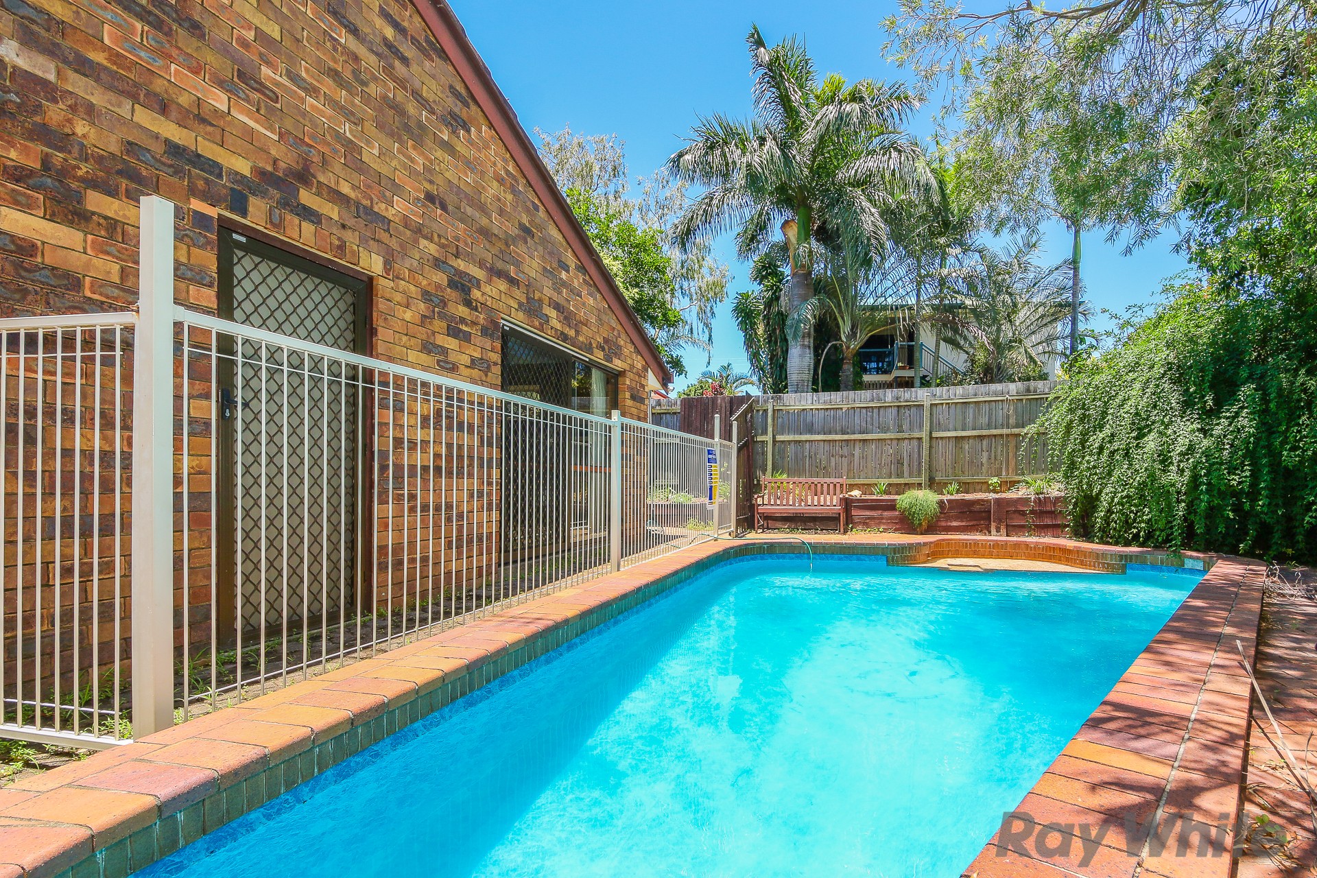 3 Collett Court, Kippa-Ring, QLD 4021