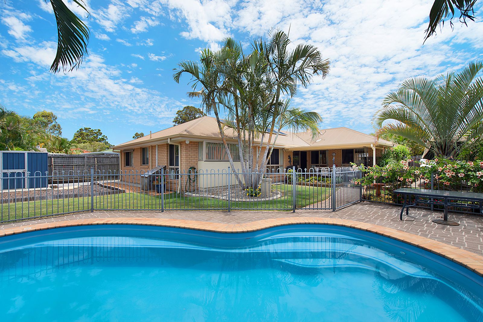 6 Gilbert Street, North Lakes QLD 4509
