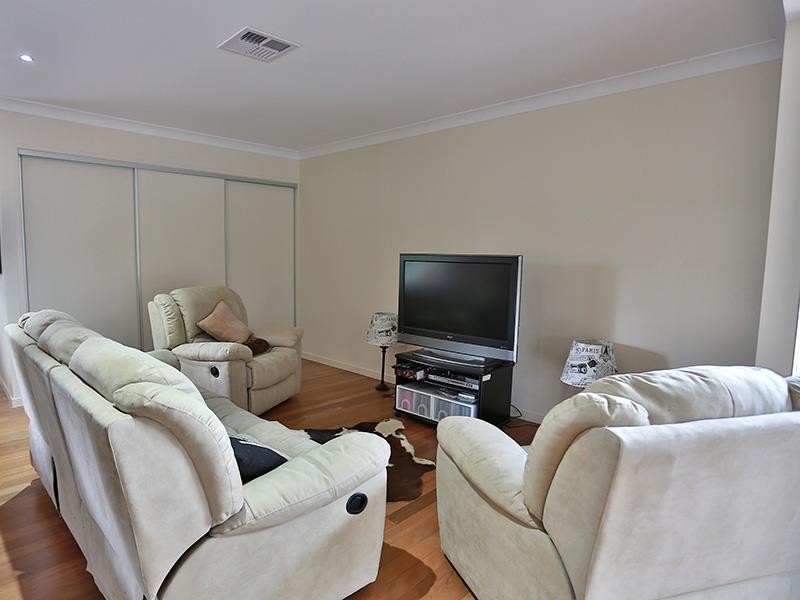 146 Bapaume Road, Holland Park West, QLD 4121