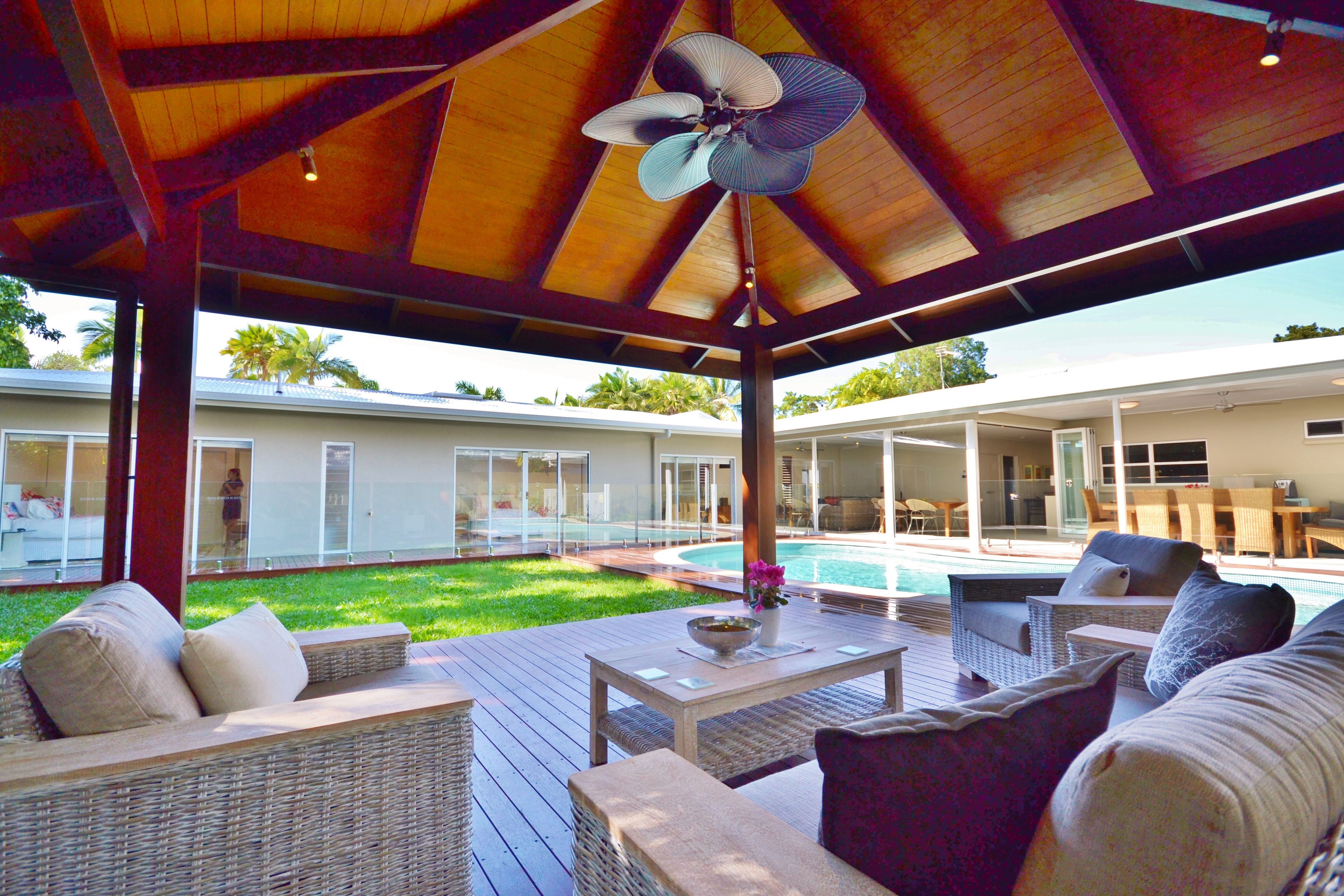6 Lambus Street, Palm Cove, QLD 4879