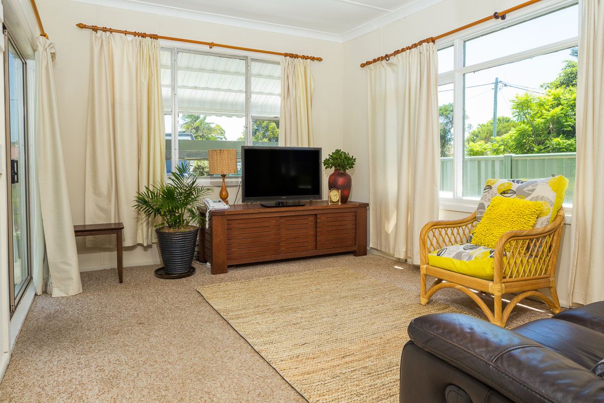 42 Kingston Place, Tomakin, NSW 2537