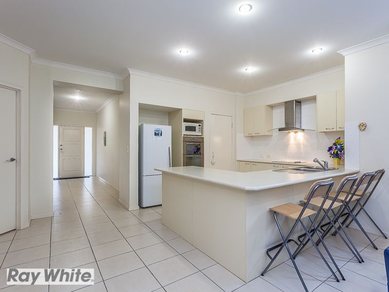 6 Allenby Close, North Lakes, QLD 4509