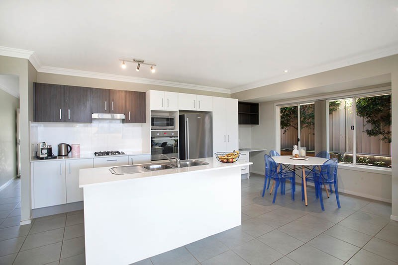 11 Barber Street, Flinders, NSW 2529