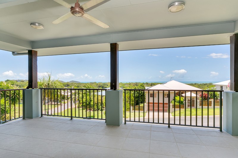 22 Savannah Street, Palm Cove, QLD 4879